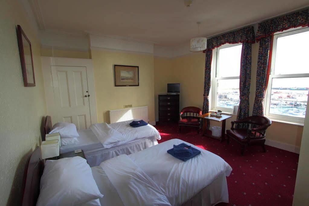 Royal Temple Yacht Club Hotel Рамсгейт Екстериор снимка